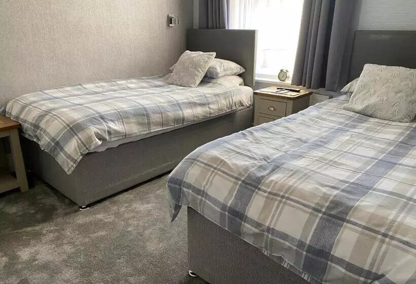 Majatalo Inglewood Guest House