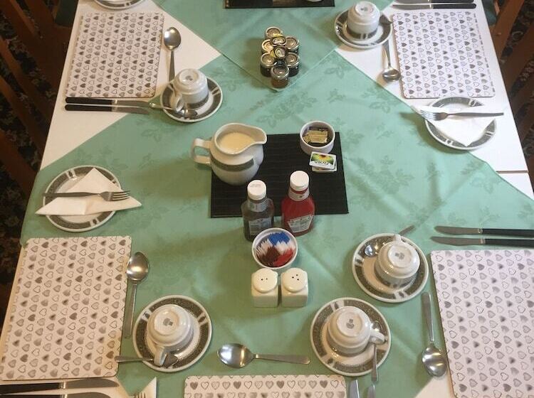 膳宿费 Inglewood Guest House