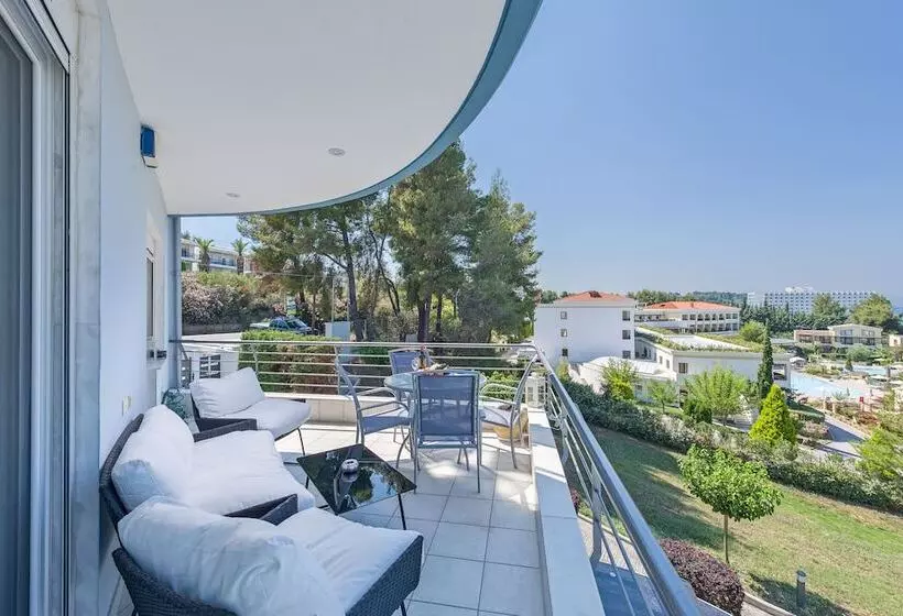 Aegean Residence   F & B Summer Collection