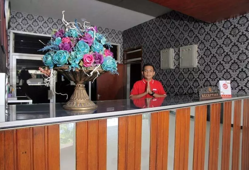 ユースホステル Dely By Oyo Rooms