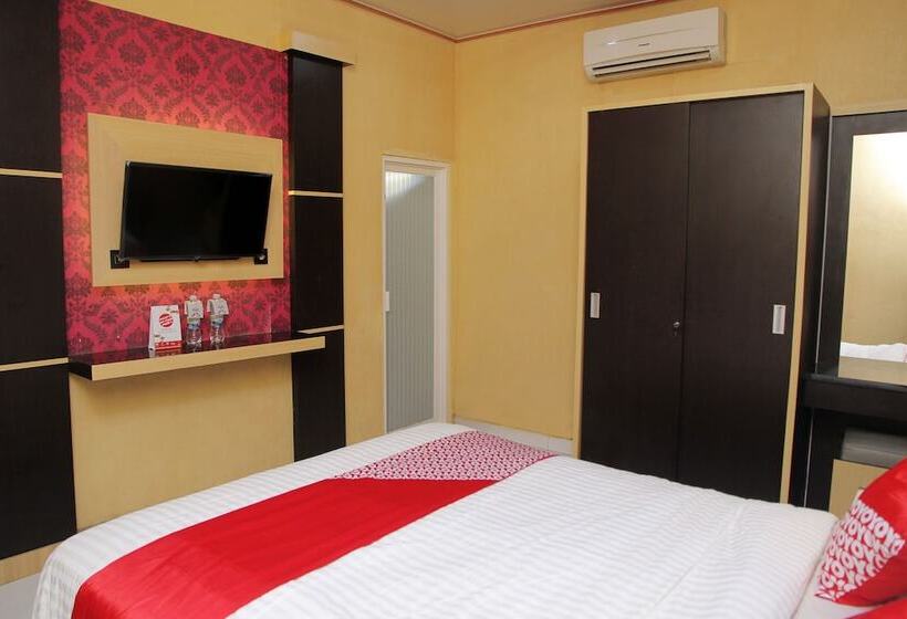 הוסטל Dely By Oyo Rooms