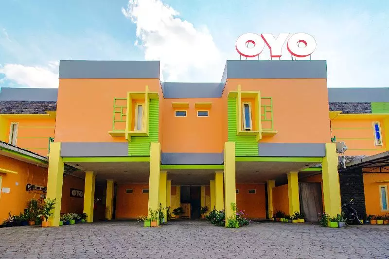 Retkeilymaja Paramon Mancasan By Oyo Rooms