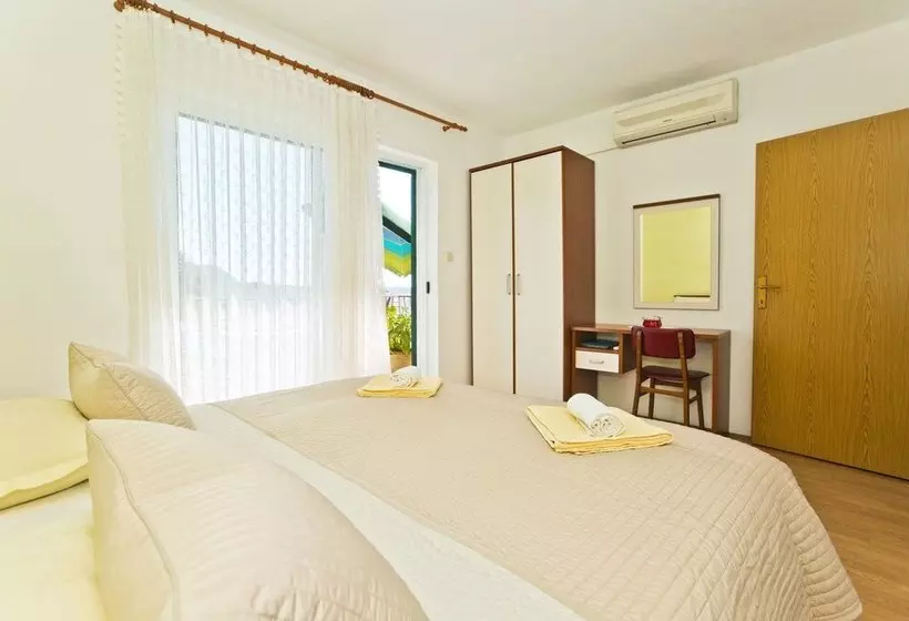 Lina Vranković Apartments