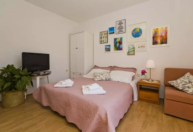 Lina Vranković Apartments