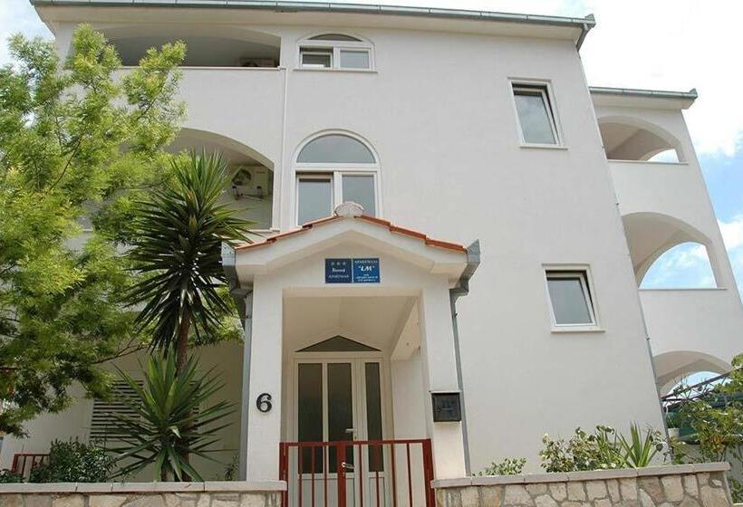 Apartments Lukić 1944