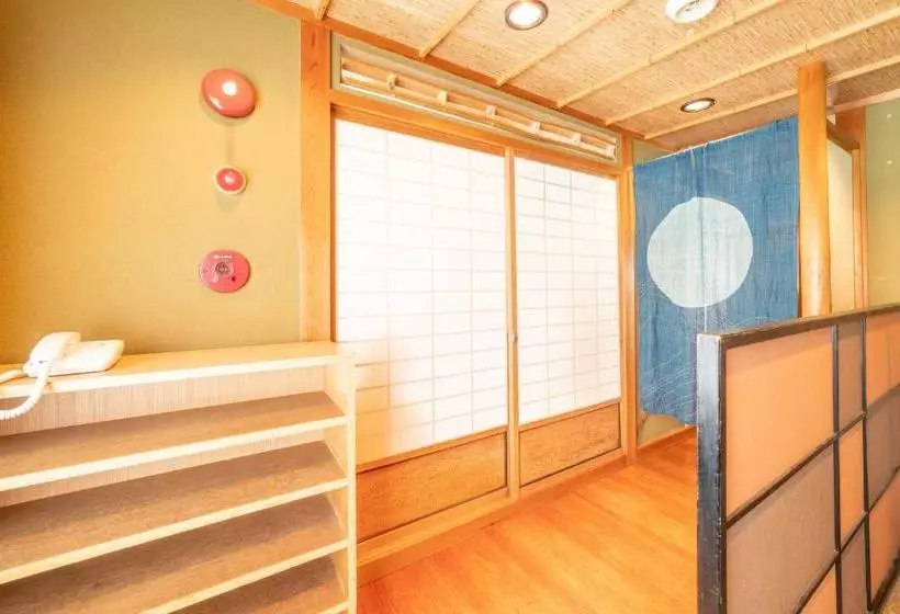 Business Hotel Nishiura Yokkaichi