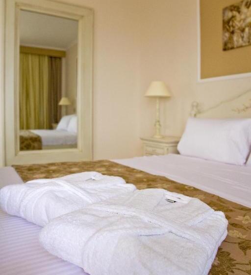 בית מלון כפרי Astron Princess