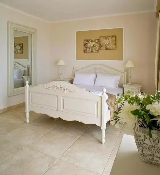 هتل Astron Princess