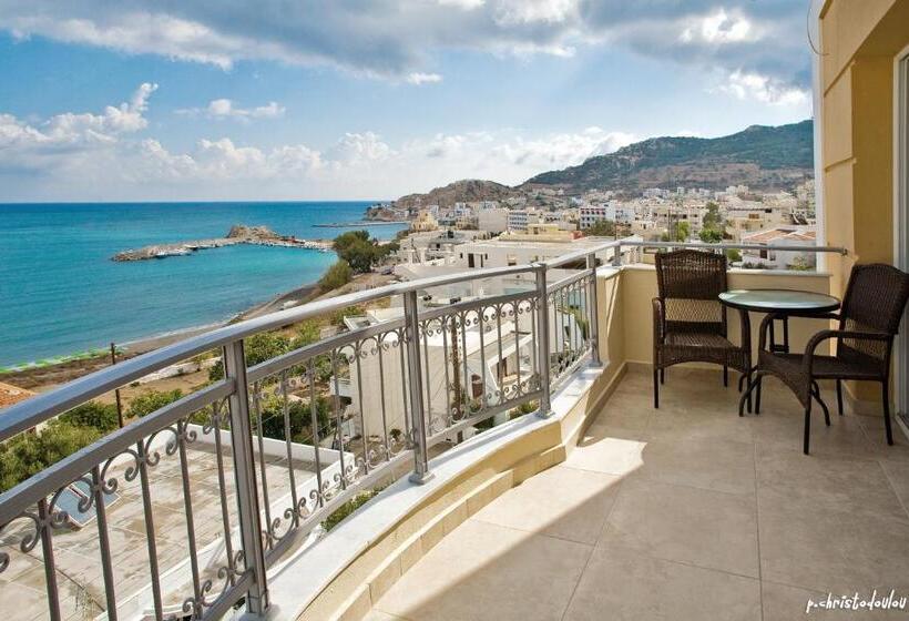 בית מלון כפרי Astron Princess