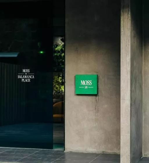 هتل Moss