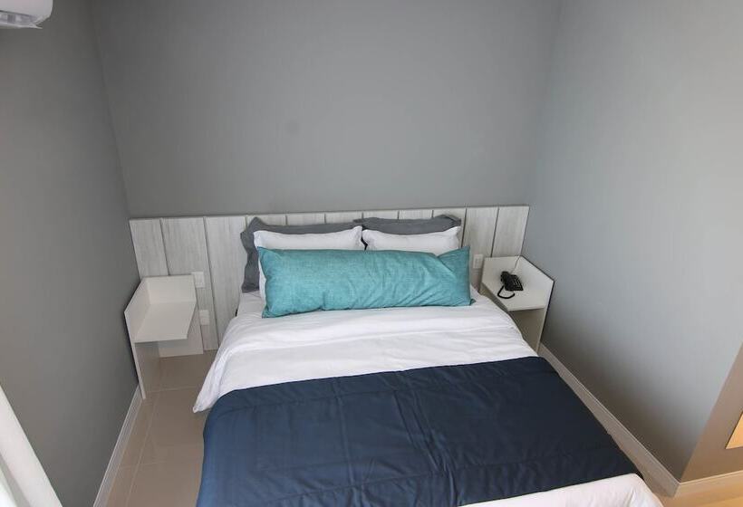 Hotel Samba Cabo Frio