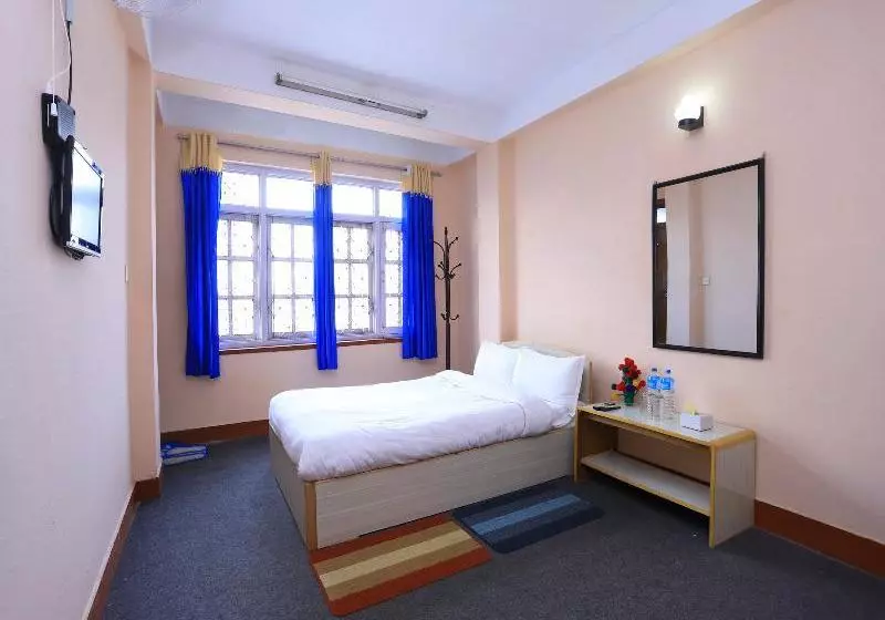 هتل Spot On 456 Himalayan Paradise Inn