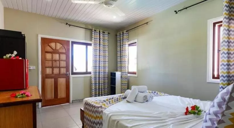 Hyde Tide Guesthouse