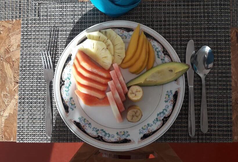 Pensão Ella Nature Life Guest & Resturant