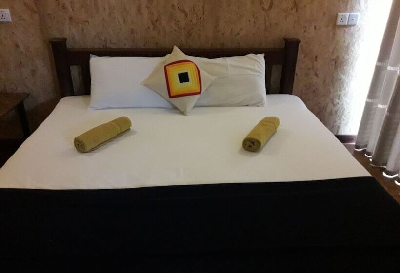 Pensão Ella Nature Life Guest & Resturant