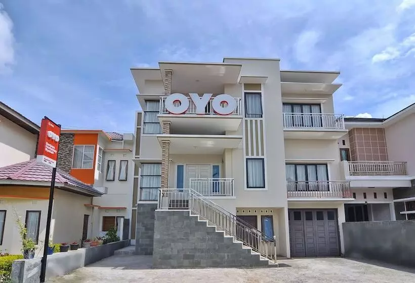 Majatalo Sanjaya Homestay Syariah By Oyo Rooms