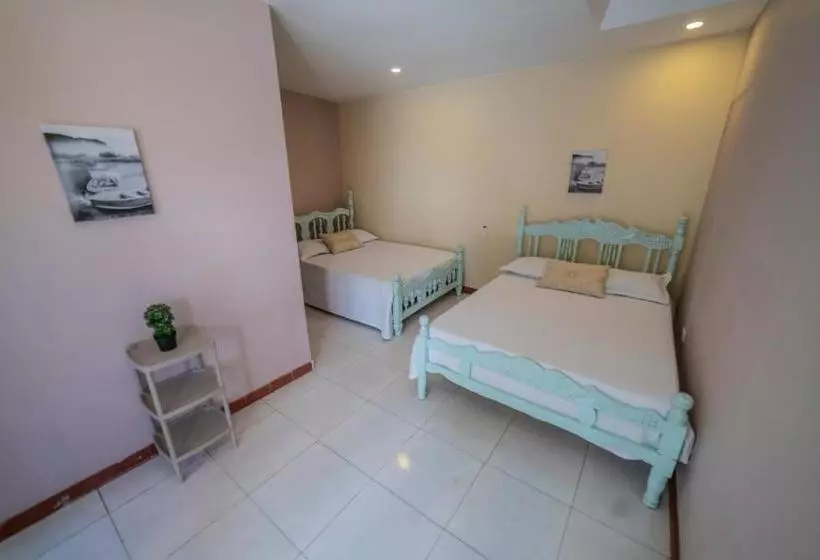 El Castillo Del Marques By Biscanna Hostels