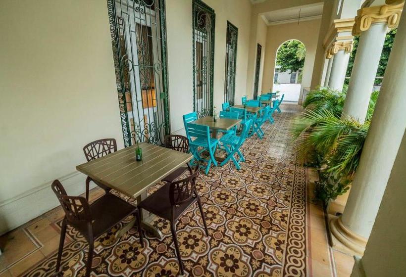 El Castillo Del Marques By Biscanna Hostels