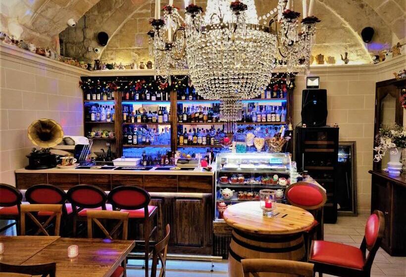 تختخواب و صبحانه Casa Asti