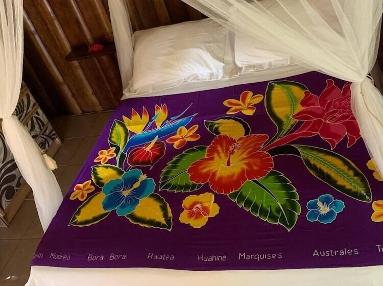 هتل Pension Tupuna