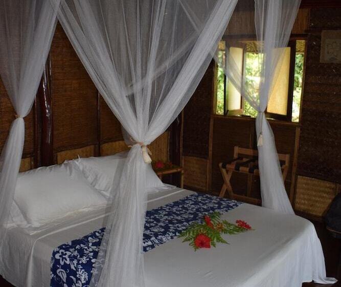 هتل Pension Tupuna