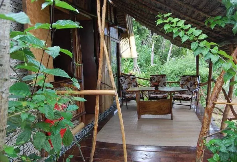 هتل Pension Tupuna