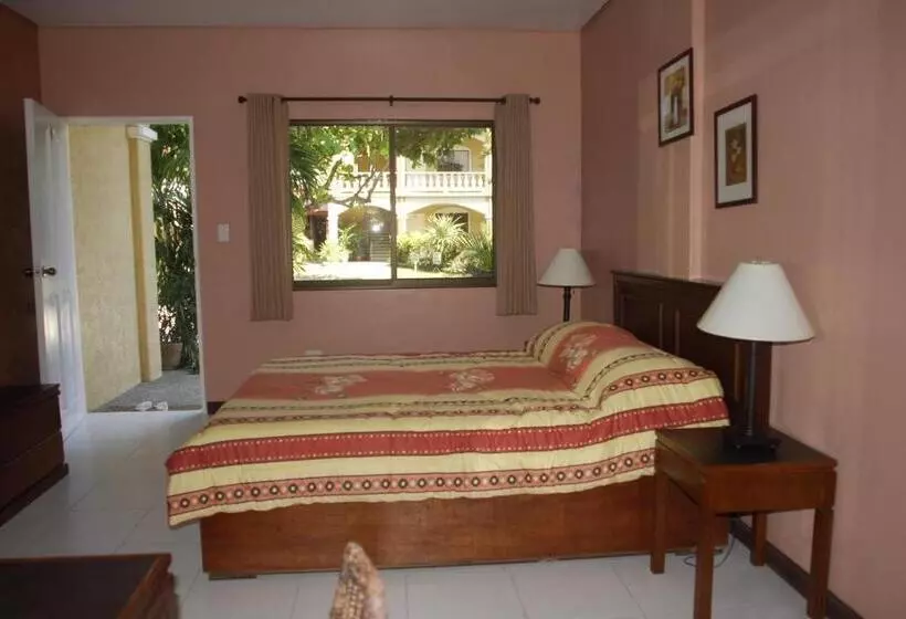 هتل Playa Papagayo Beach Inn