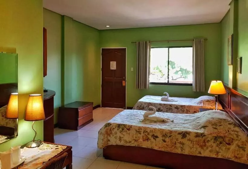 هتل Playa Papagayo Beach Inn