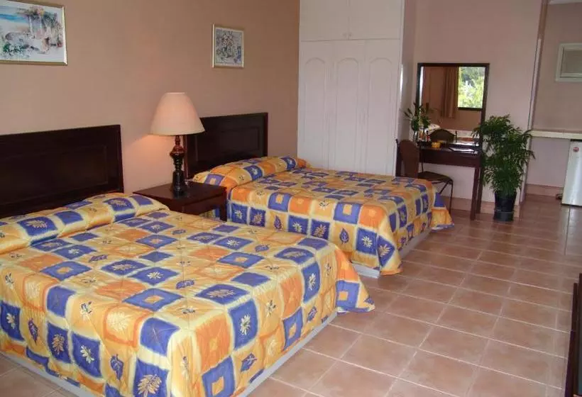 هتل Playa Papagayo Beach Inn