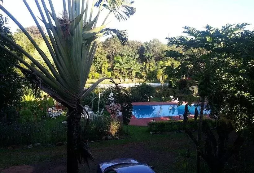 ホテル Residencial Amigos