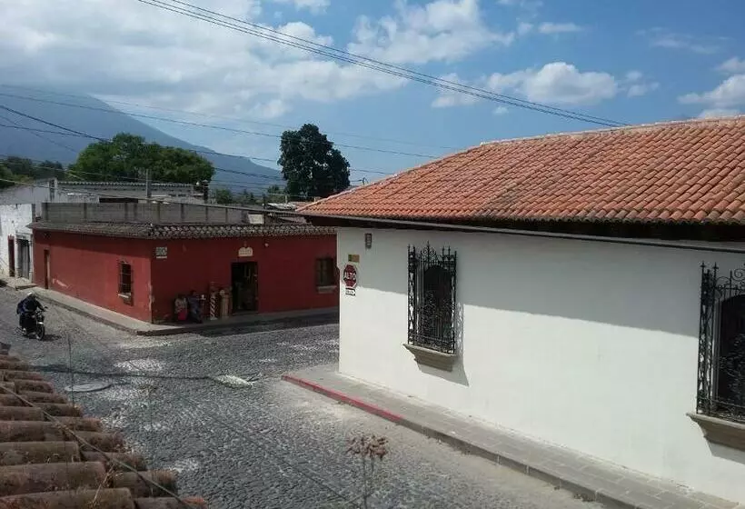 تختخواب و صبحانه Casa De Leon