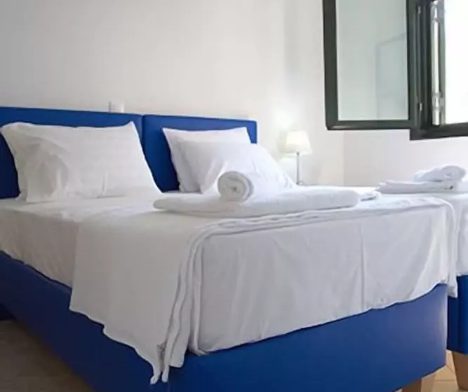 Geo Holidays Studios