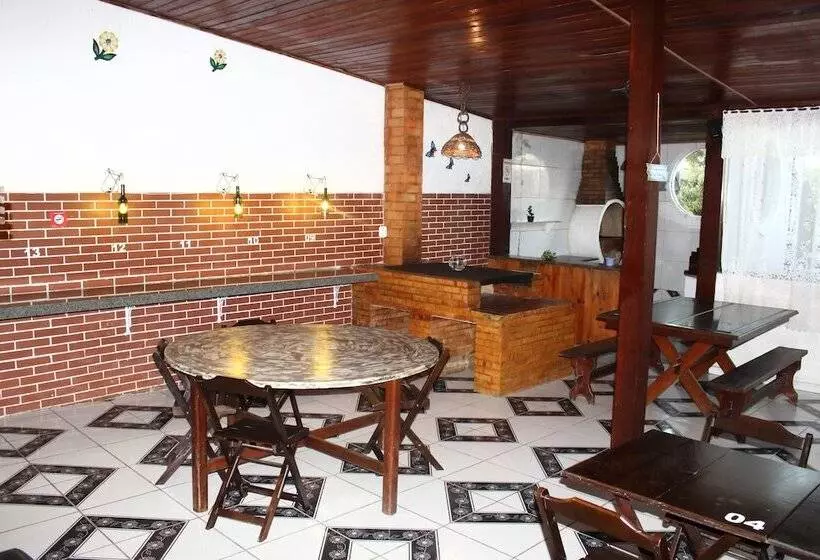 簡易ホテル Pousada Porto Di Mare