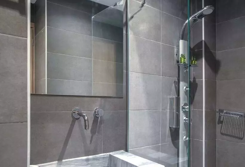 ホテル Ad Athens Luxury Rooms & Suites