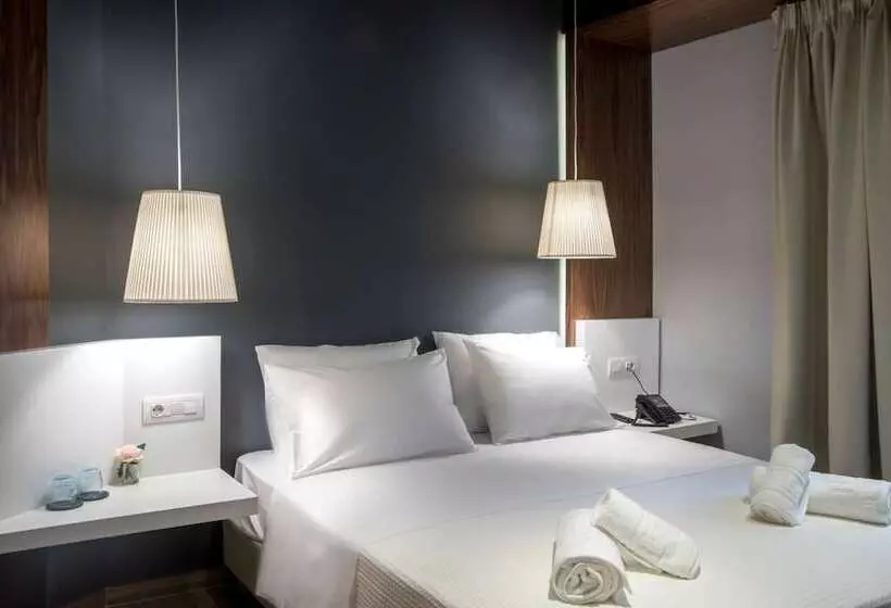 ホテル Ad Athens Luxury Rooms & Suites