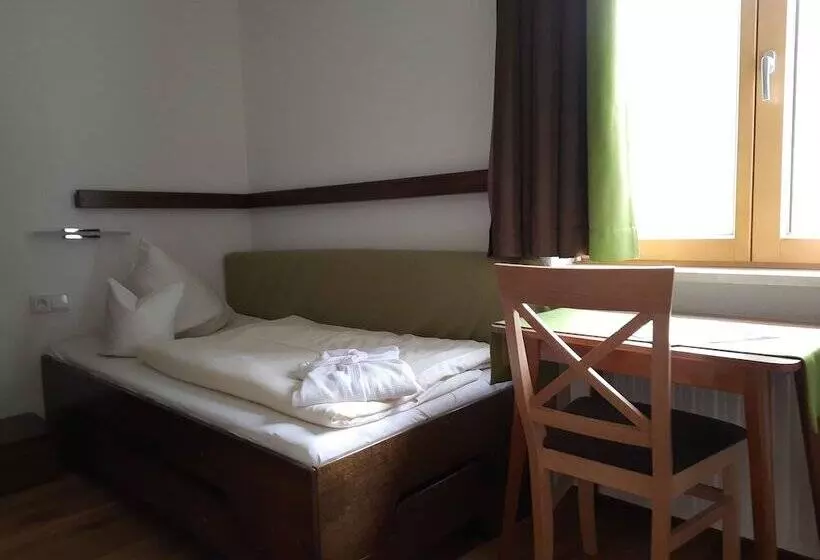 Hotelli Almhof Lässer