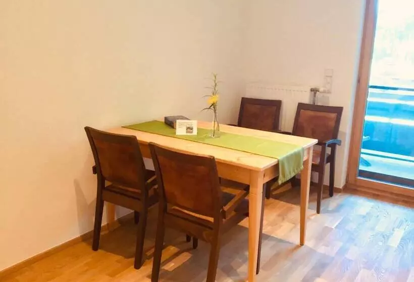 Hotelli Almhof Lässer