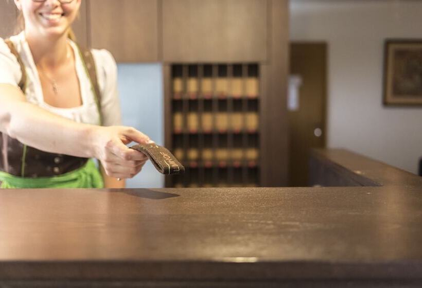 Hotel Almhof Lässer