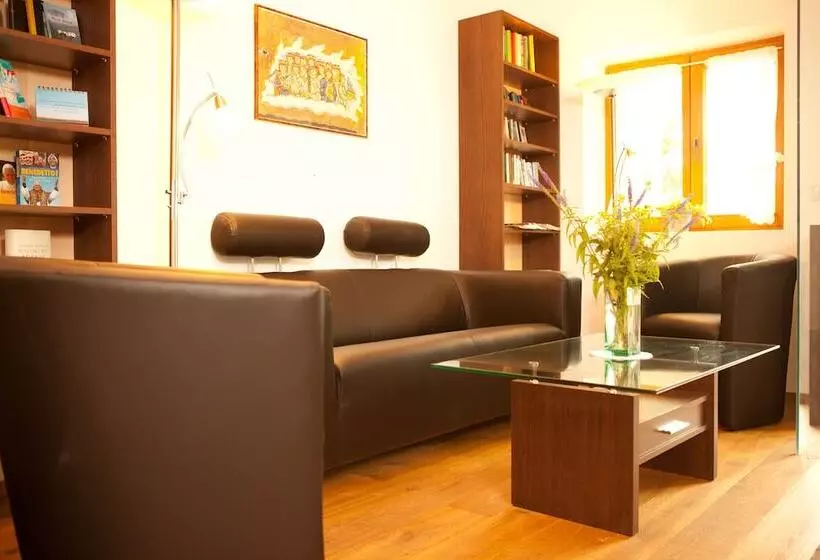 Hotelli Almhof Lässer