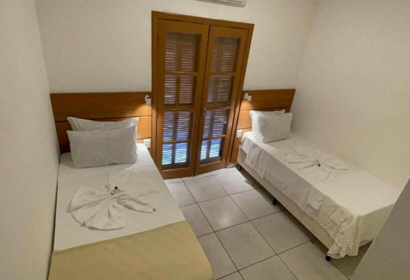 هتل Pousada Ilha Vitoria