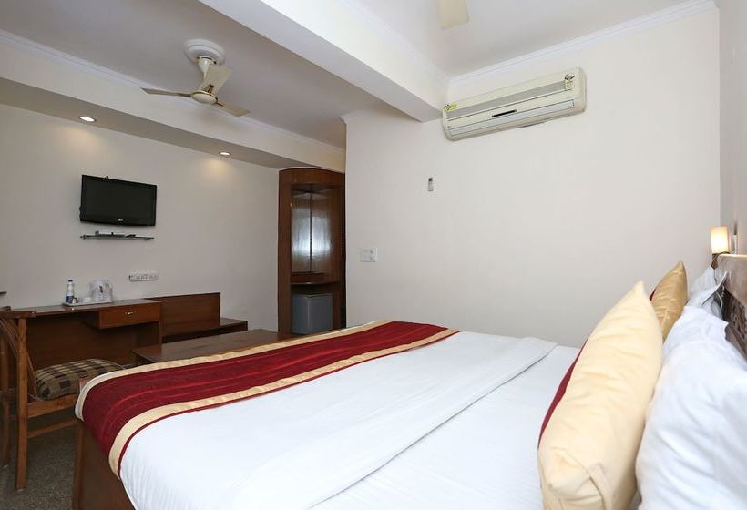 فندق The Park End