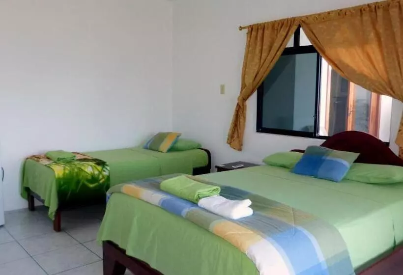 Majatalo Casa Los Delfines