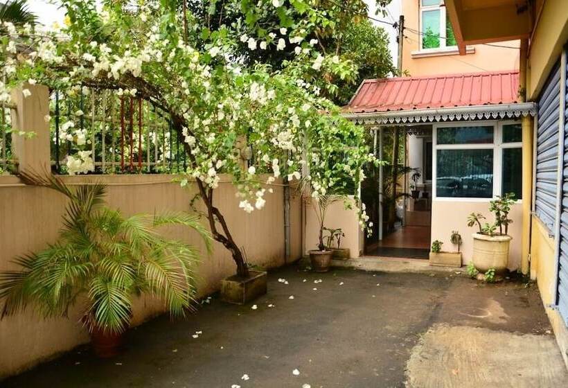 پانسیون La Primerose