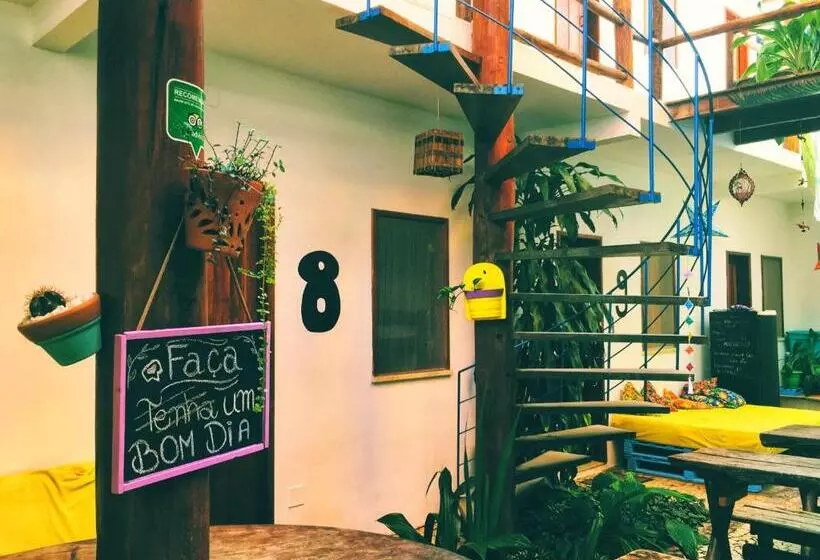 ホテル Buddy S Hostel Itacaré