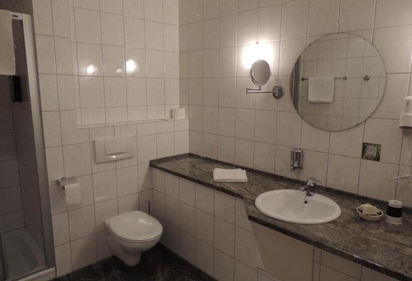 فندق Restaurant Zum Onkel Jonathan