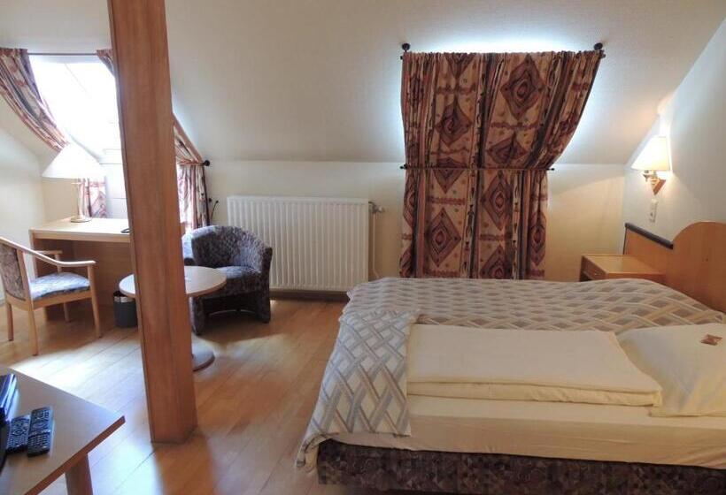 فندق Restaurant Zum Onkel Jonathan