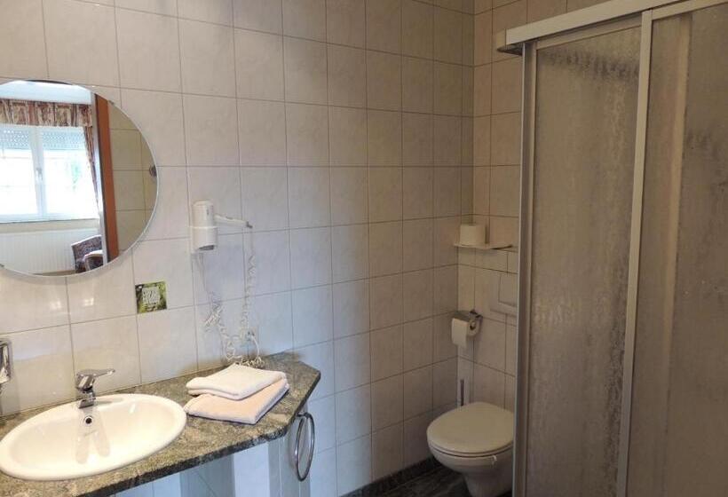 فندق Restaurant Zum Onkel Jonathan