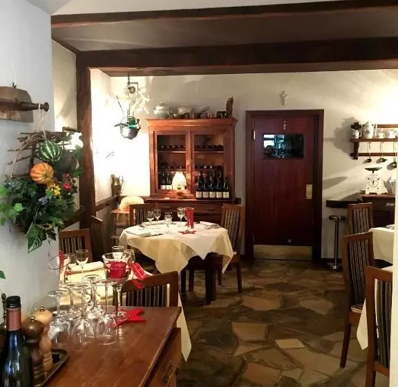 ホテル Restaurant Zum Onkel Jonathan