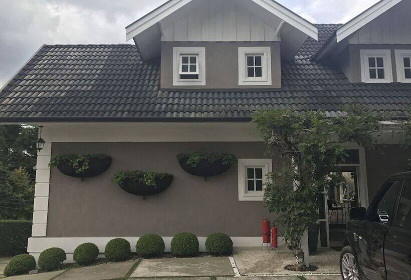 Hotell Vila De Charme Suítes