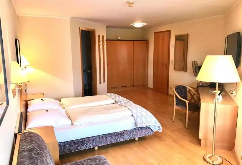 ホテル Restaurant Zum Onkel Jonathan